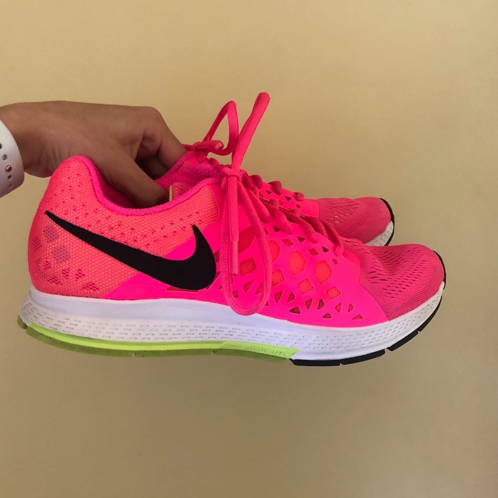 Nike Pegasus 31 Running Sneaker